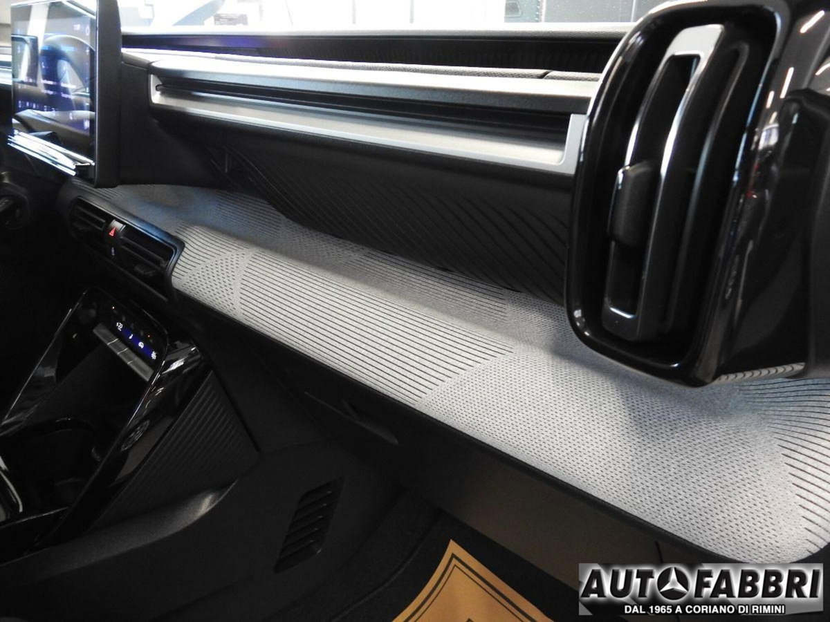 Citroen C3 1.2 puretech turbo Max 100cv s&s (12)