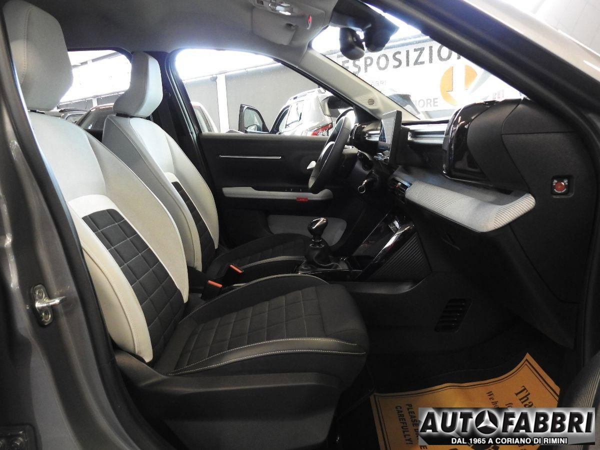Citroen C3 1.2 puretech turbo Max 100cv s&s (13)