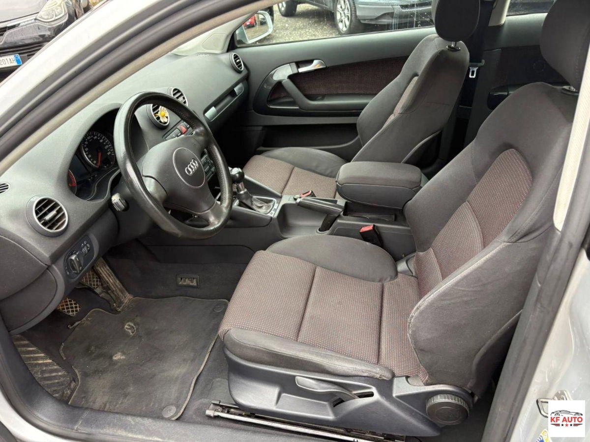 Audi A3 2.0 16V TDI Attraction (7)