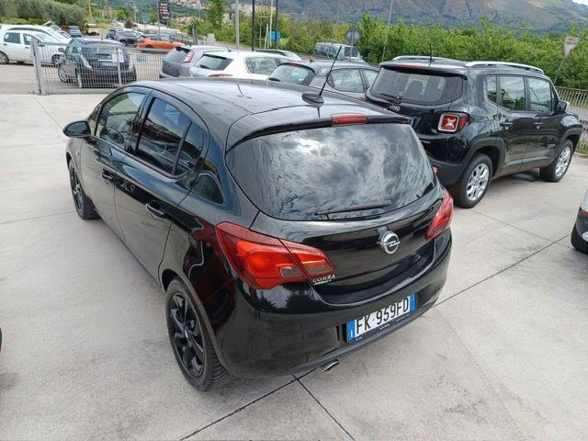 Opel Corsa 1.2 5 porte n-Joy (10)