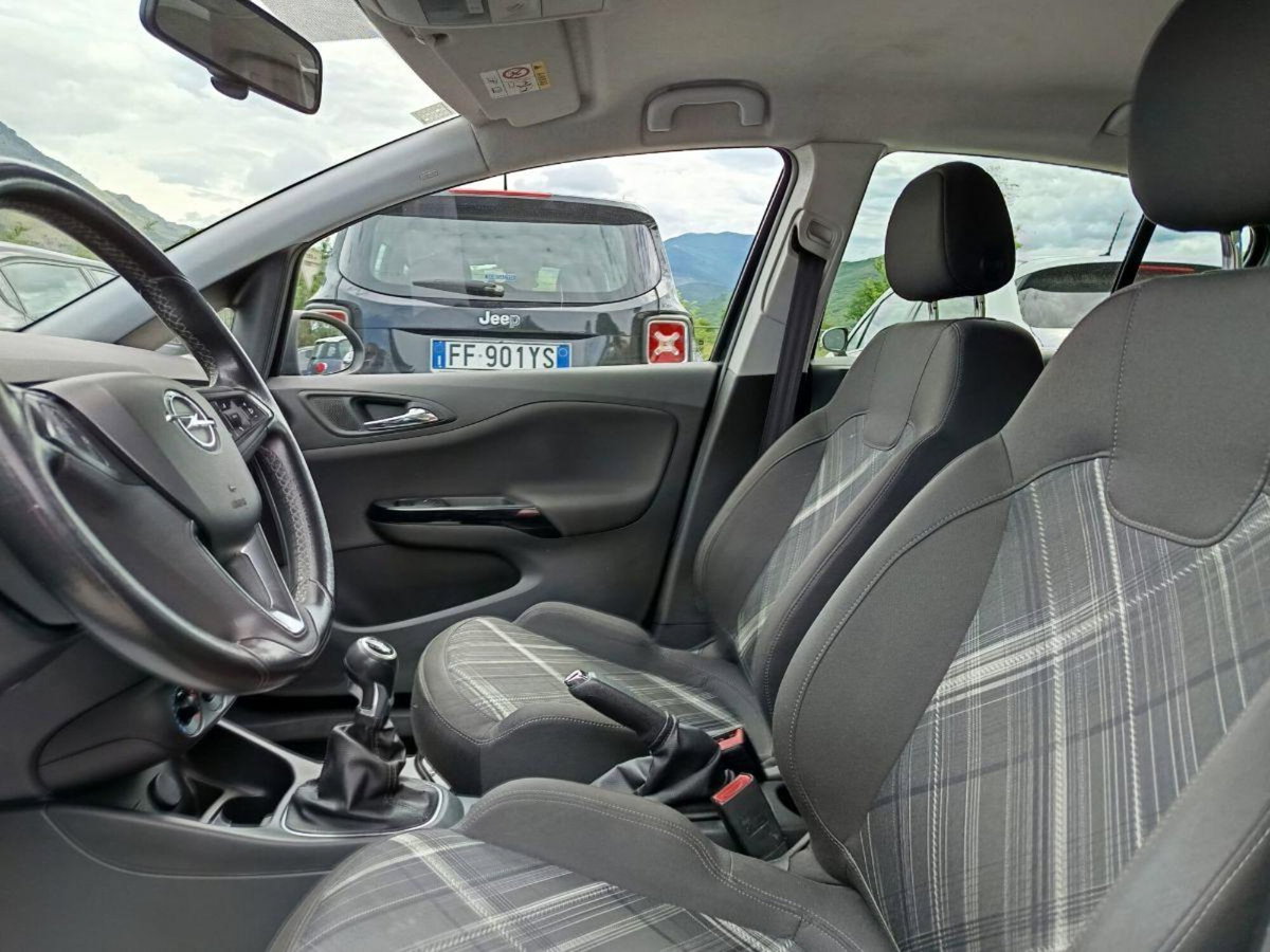 Opel Corsa 1.2 5 porte n-Joy (13)