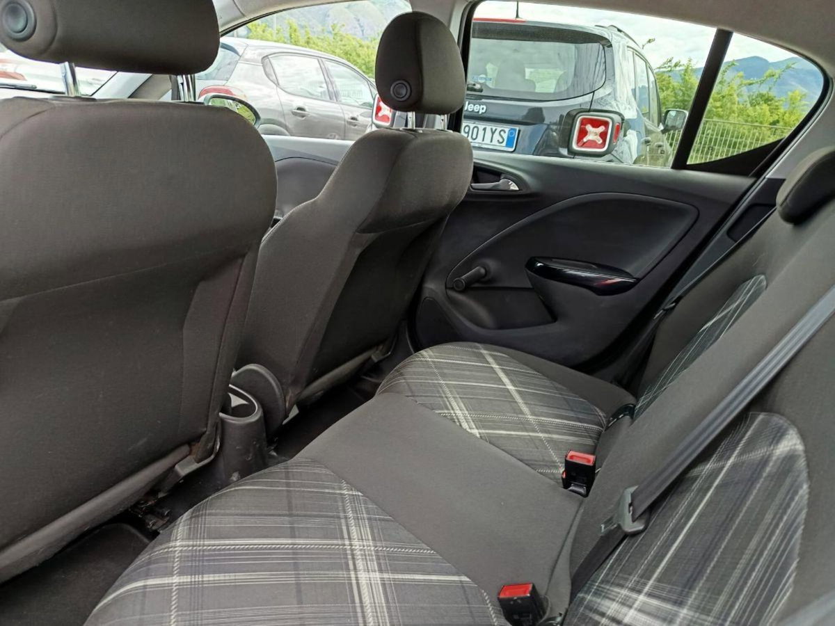 Opel Corsa 1.2 5 porte n-Joy (15)