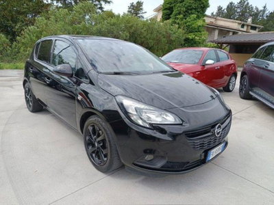 Opel Corsa 1.2 5 porte n-Joy (4)