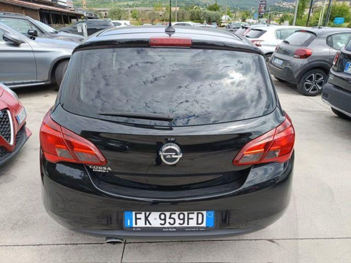 Opel Corsa 1.2 5 porte n-Joy (8)
