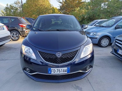 Lancia Ypsilon 1.2 69 CV 5 porte GPL Ecochic Alberta Ferretti (2)