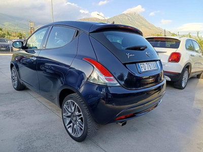 Lancia Ypsilon 1.2 69 CV 5 porte GPL Ecochic Alberta Ferretti (6)