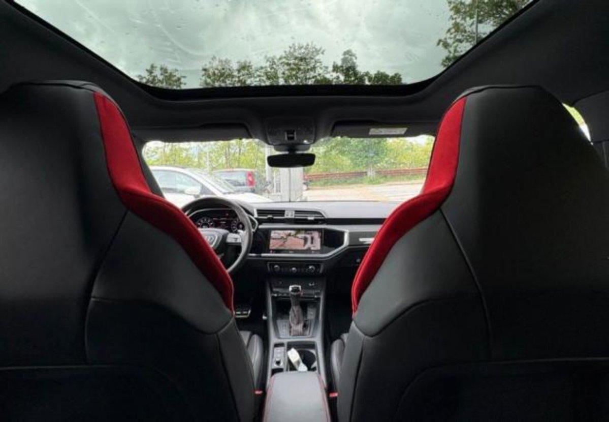 Audi RS Q3 Sportback 2.5 quattro s-tronic (10)