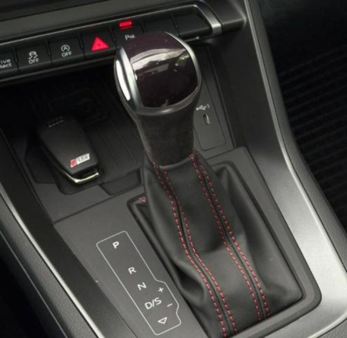 Audi RS Q3 Sportback 2.5 quattro s-tronic (14)