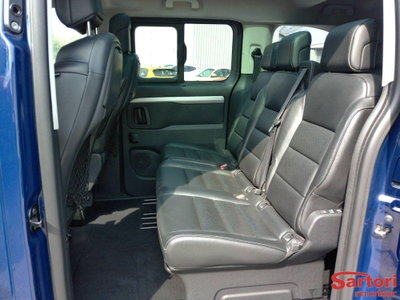 Peugeot Traveller BlueHDi 150 S&S Compact Allure (8)