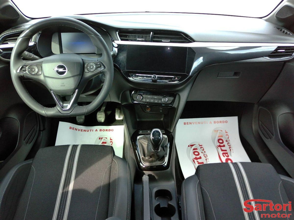 Opel Corsa 1.2 GS s&s 75cv (6)