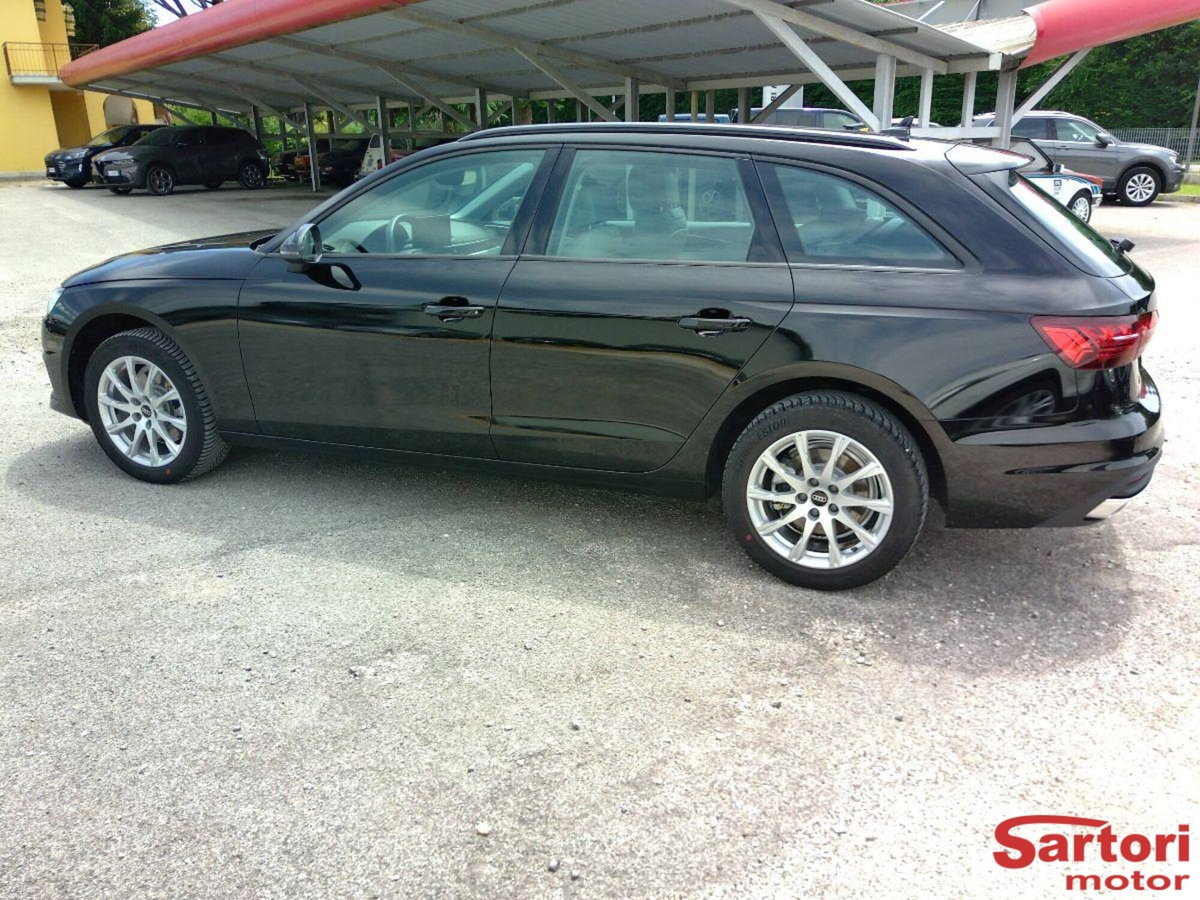 Audi A4 Avant 35 TDI S tronic Business (4)