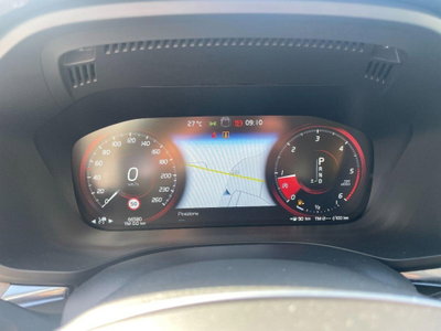 Volvo XC60 D4 AWD Geartronic Inscription (18)