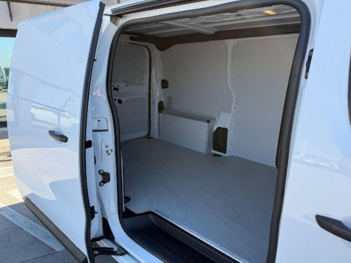 Opel Vivaro 2.0 Diesel 145CV S&S PL-SL-TN L (11)