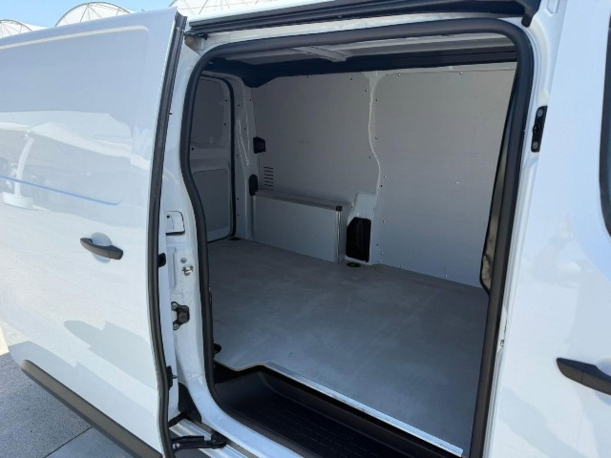 Opel Vivaro 2.0 Diesel 145CV S&S PL-SL-TN L (12)