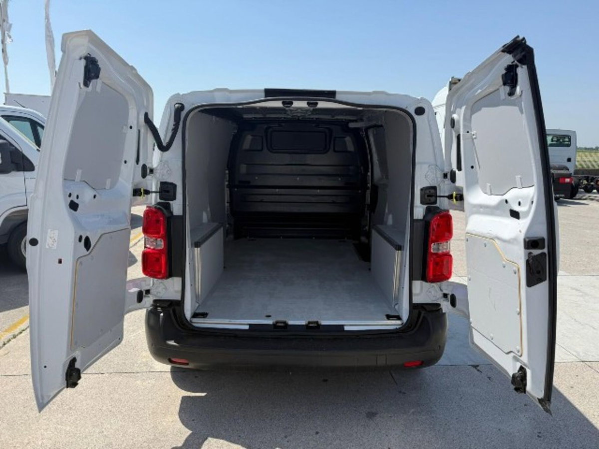 Opel Vivaro 2.0 Diesel 145CV S&S PL-SL-TN L (13)