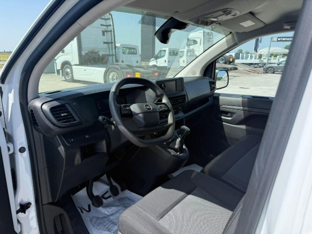 Opel Vivaro 2.0 Diesel 145CV S&S PL-SL-TN L (4)