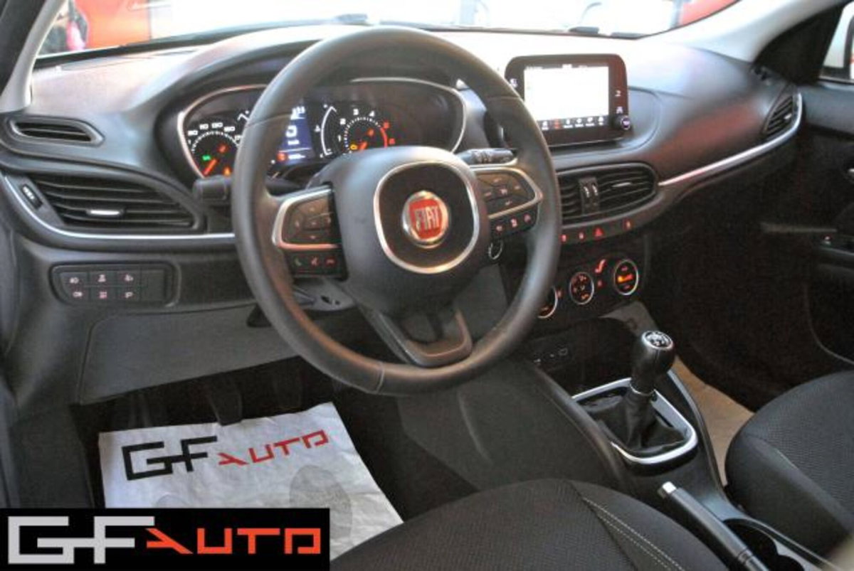 Fiat Tipo Station Wagon Tipo 1.3 Mjt S&S SW Lounge (4)