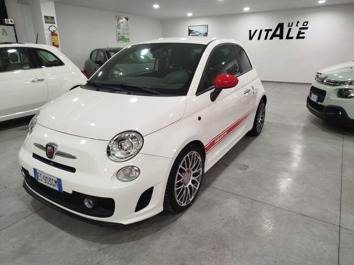 Abarth 500 1.4 Turbo T-Jet Custom (2)