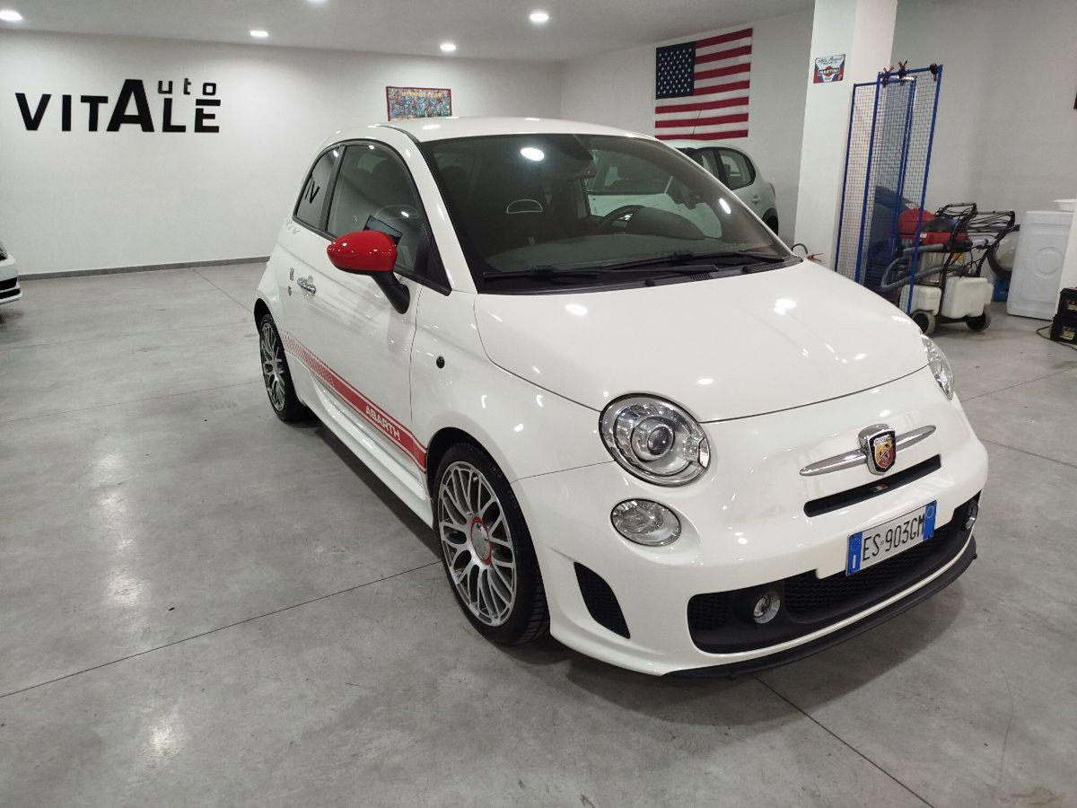 Abarth 500 1.4 Turbo T-Jet Custom (3)