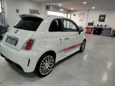 Abarth 500 1.4 Turbo T-Jet Custom (5)