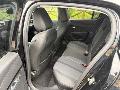 Peugeot 208 BlueHDi 100 Stop&Start 5 porte Allure (8)