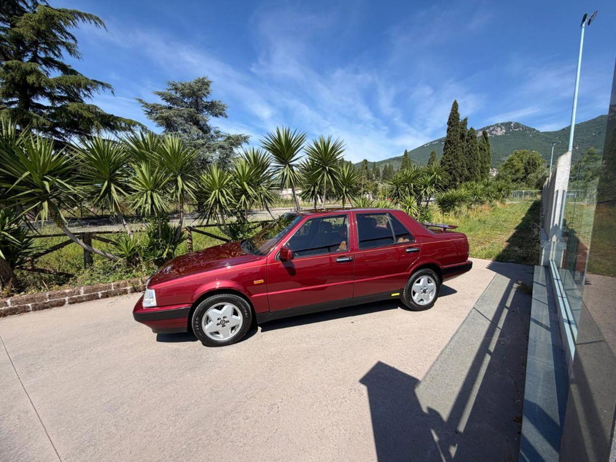 Lancia Thema 8.32 (2)