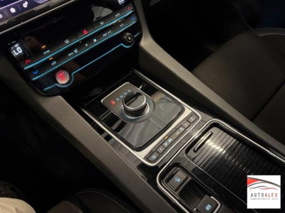 Jaguar F-Pace 2.0 D 180 CV AWD R-Sport (10)