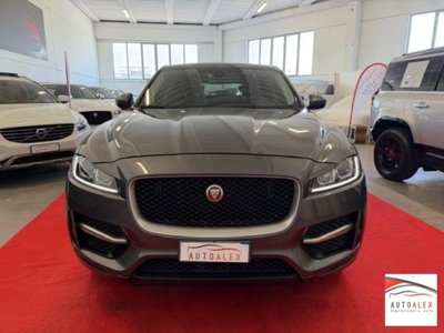 Jaguar F-Pace 2.0 D 180 CV AWD R-Sport (2)