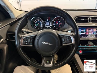 Jaguar F-Pace 2.0 D 180 CV AWD R-Sport (9)