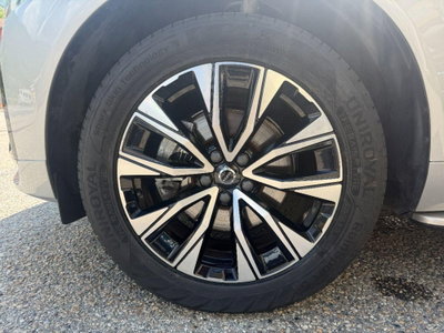 Volvo XC60 B5 (d) AWD automatico Plus Dark (16)
