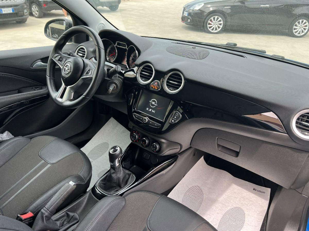 Opel Adam 1.2 70 CV (12)