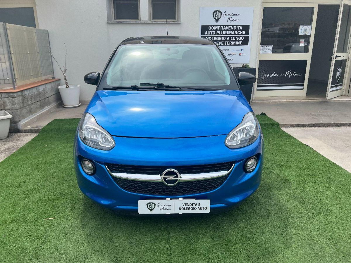 Opel Adam 1.2 70 CV (2)
