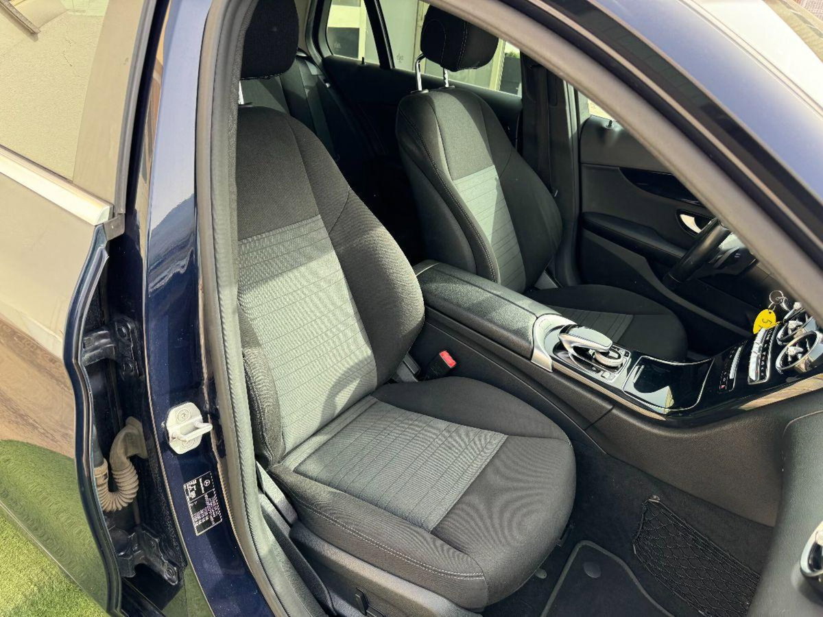 Mercedes-Benz Classe C Station Wagon 200 d Auto Sport Plus (10)