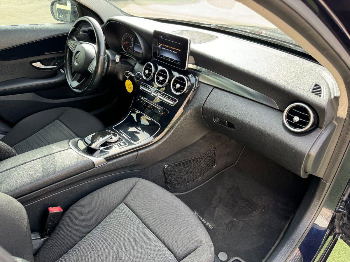 Mercedes-Benz Classe C Station Wagon 200 d Auto Sport Plus (11)