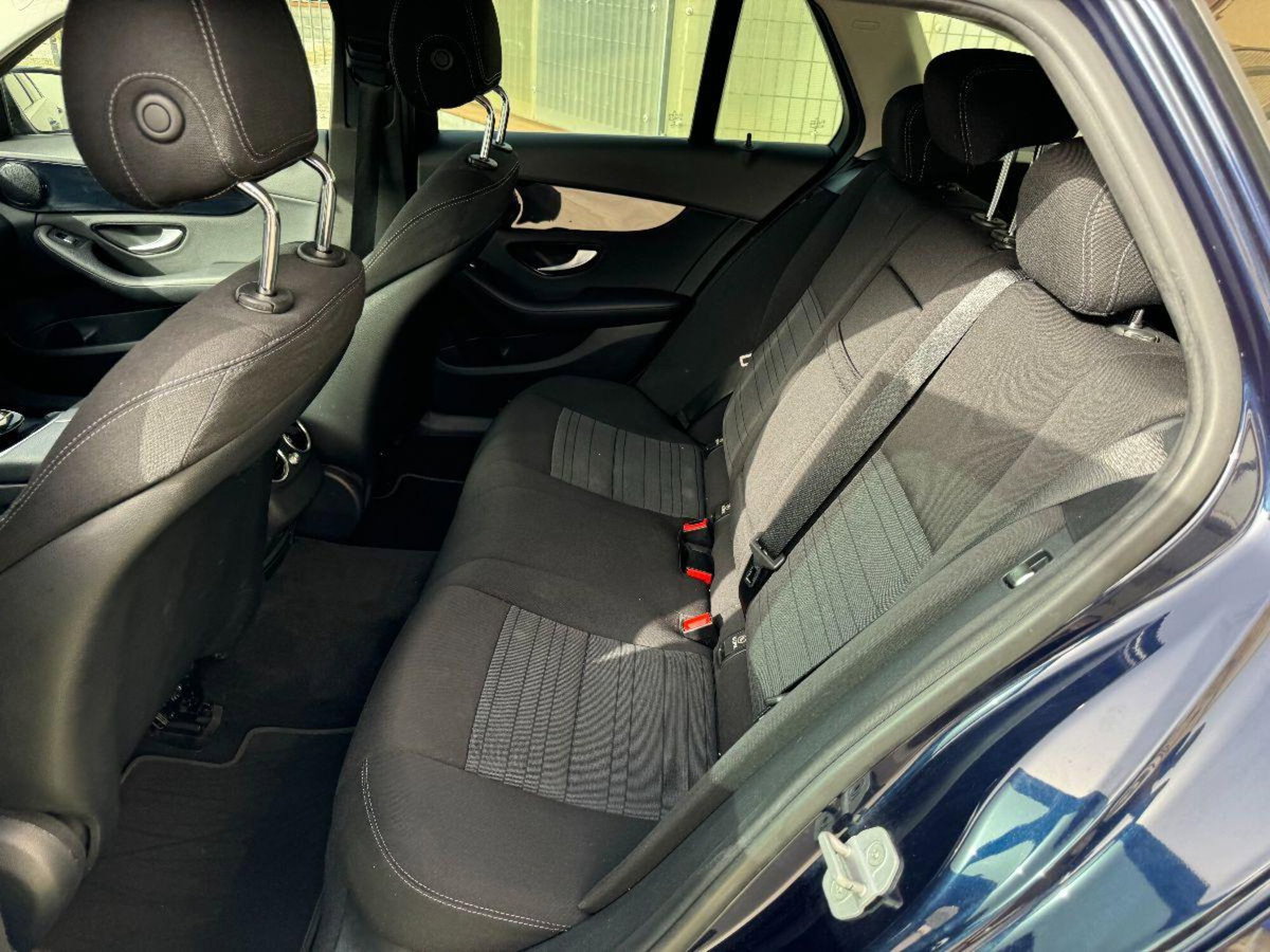 Mercedes-Benz Classe C Station Wagon 200 d Auto Sport Plus (13)