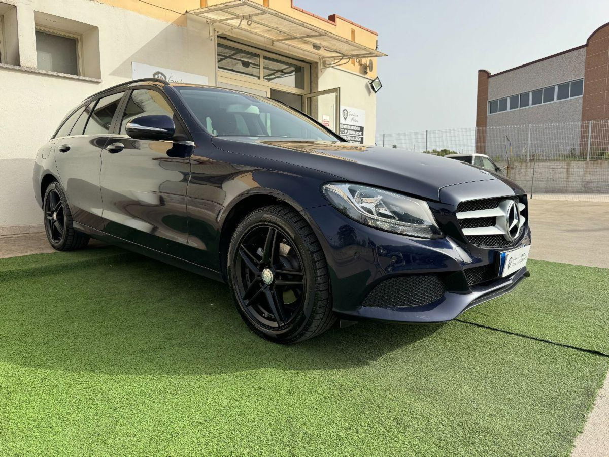Mercedes-Benz Classe C Station Wagon 200 d Auto Sport Plus (3)