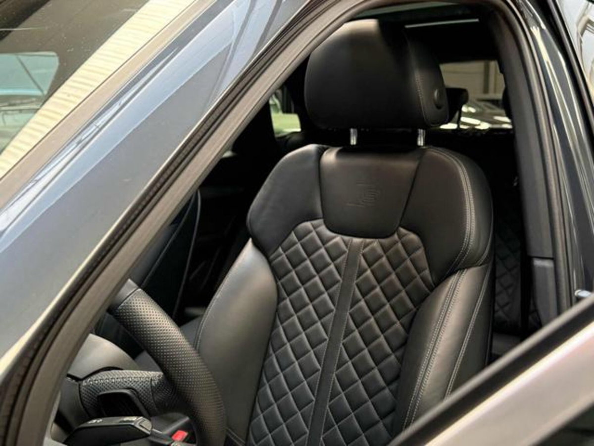 Audi Q5 40 TDI quattro S tronic S line plus (12)