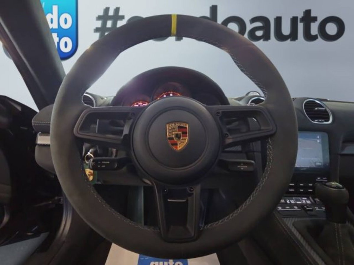Porsche 718 Cayman  Cayman 4.0 GT4 RS pdk (10)