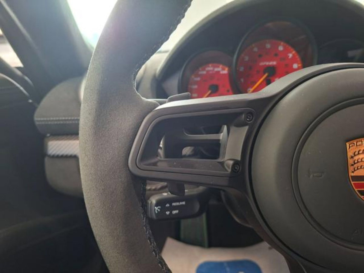 Porsche 718 Cayman  Cayman 4.0 GT4 RS pdk (12)