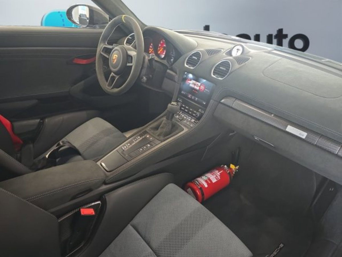 Porsche 718 Cayman  Cayman 4.0 GT4 RS pdk (14)