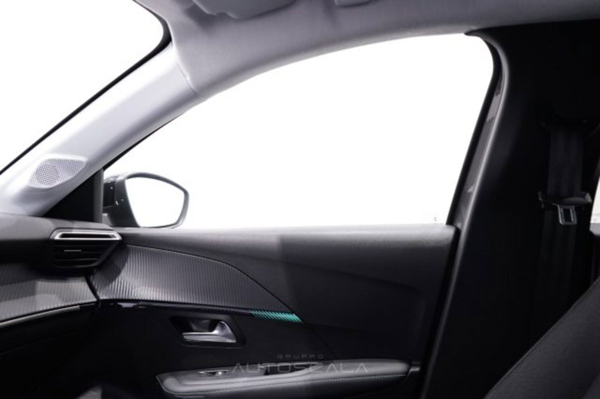 Peugeot 208 1.2 puretech Active s&s 100cv (12)