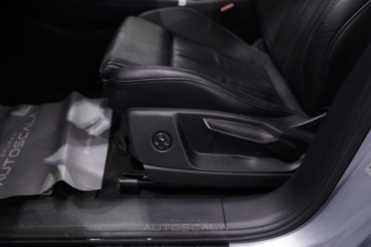 Audi Q5 2.0 TDI 163 CV quattro S tronic Business (11)