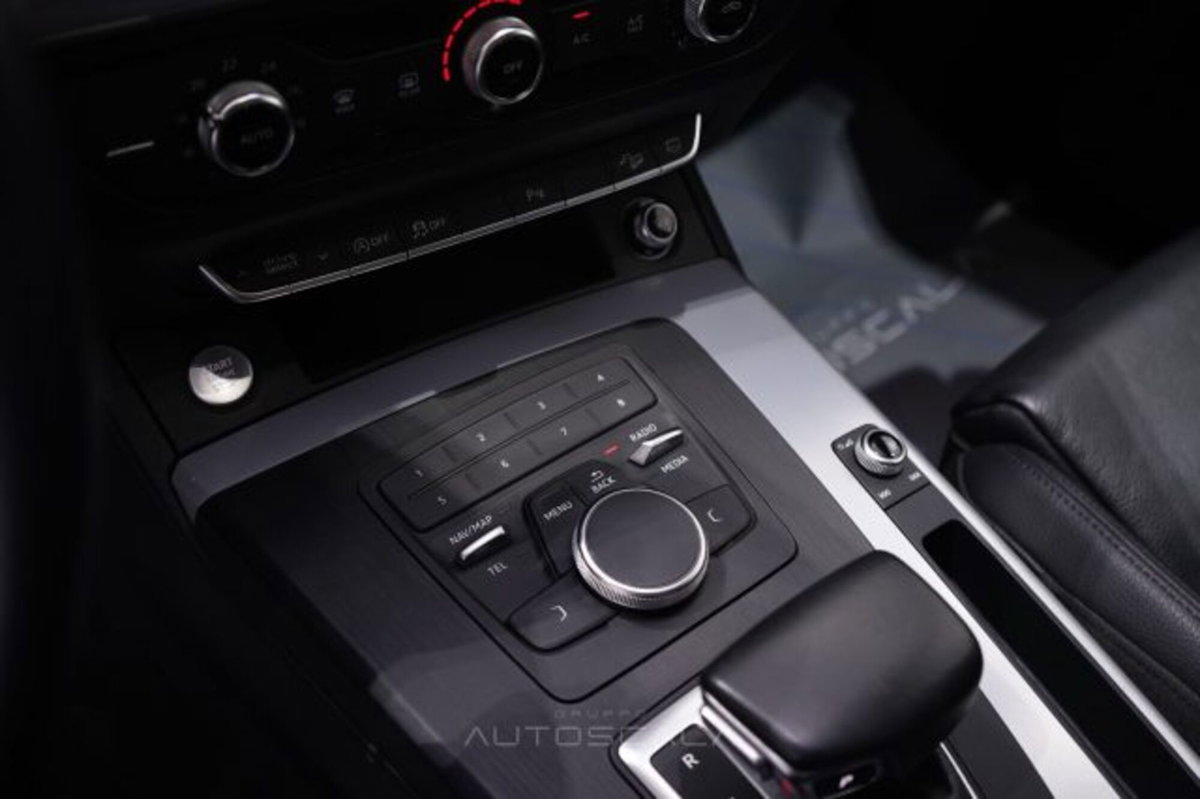 Audi Q5 2.0 TDI 163 CV quattro S tronic Business (18)
