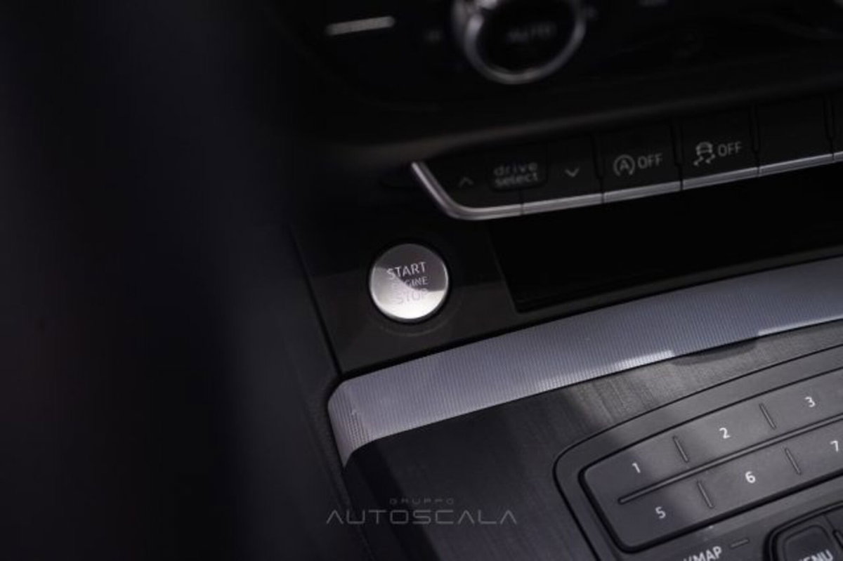 Audi Q5 2.0 TDI 163 CV quattro S tronic Business (19)