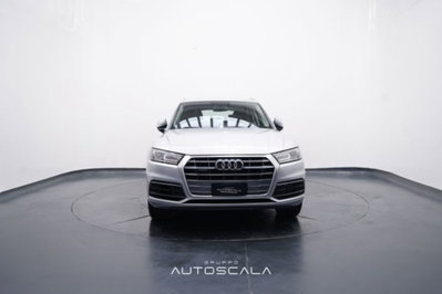 Audi Q5 2.0 TDI quattro S tronic Design (2)