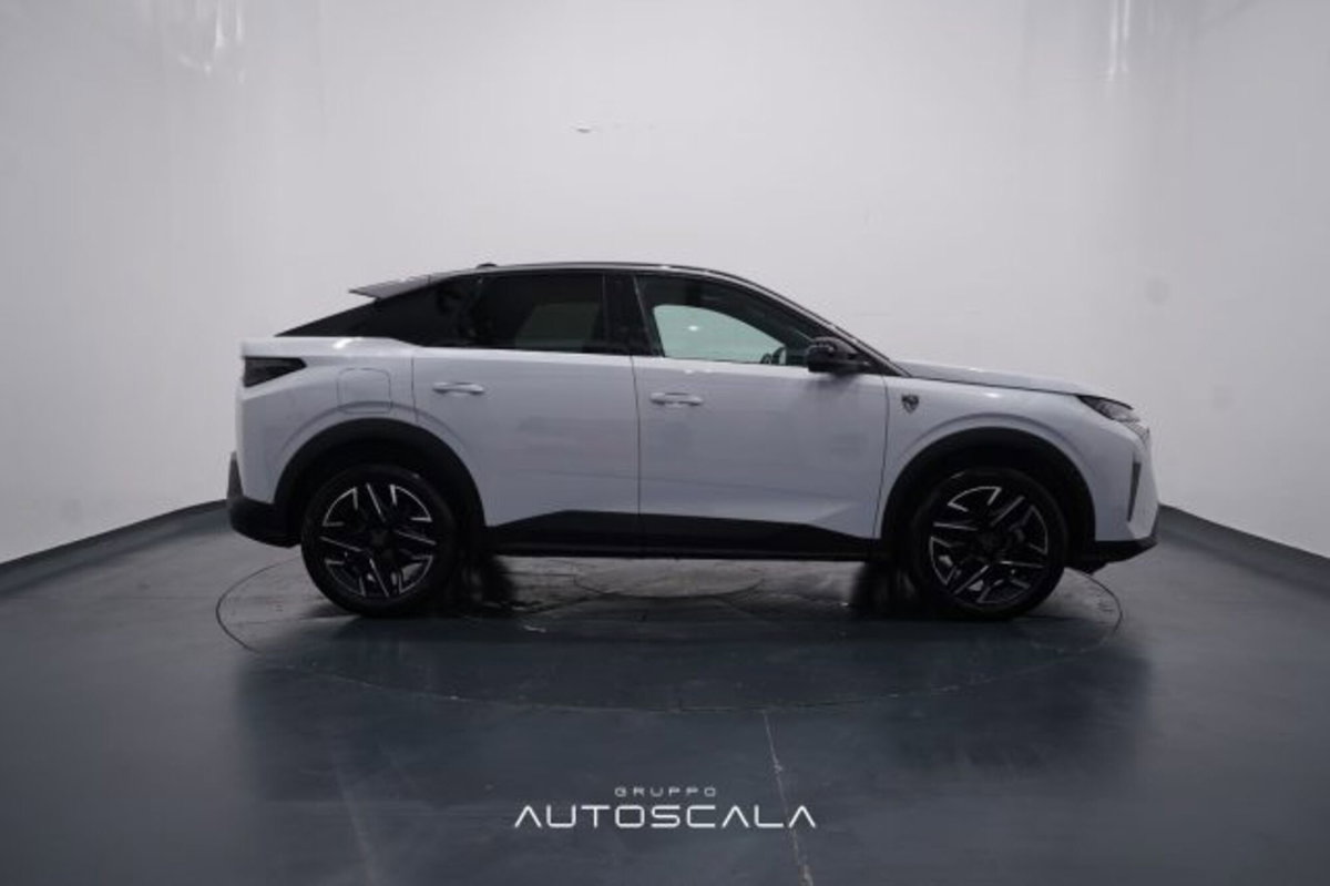 Peugeot 3008 1.2 hybrid GT Exclusive 145cv e-dcs6 (7)