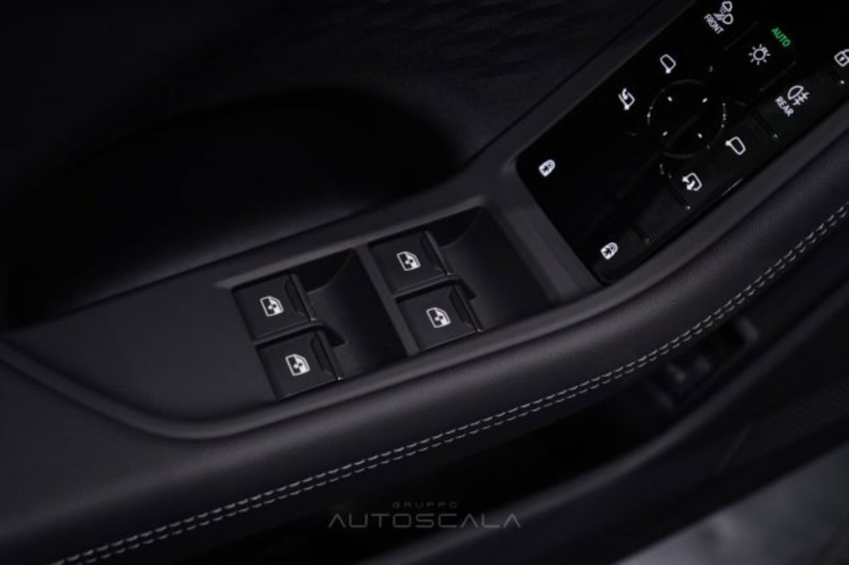 Audi A6 Avant 40 2.0 TDI S tronic Business Plus (11)
