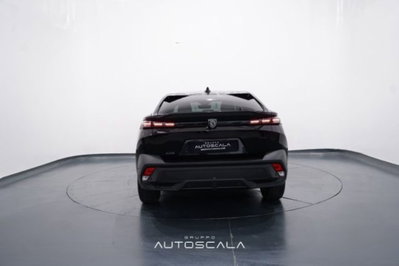 Peugeot 408 1.2 hybrid Allure 136cv e-dsc6 (5)
