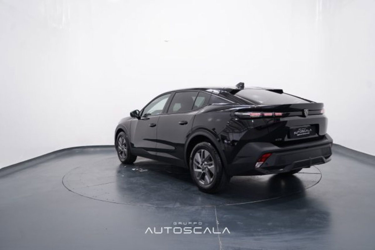 Peugeot 408 1.2 hybrid Allure 136cv e-dsc6 (4)