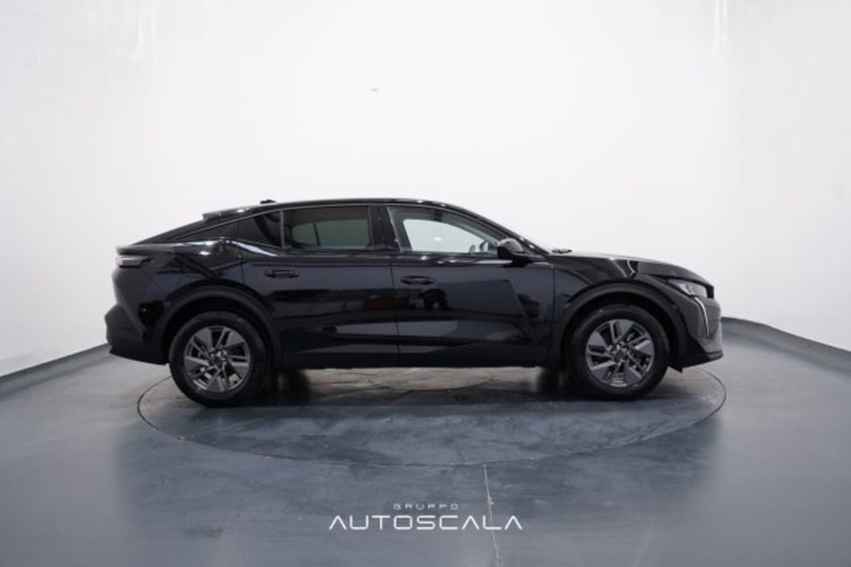 Peugeot 408 1.2 hybrid Allure 136cv e-dsc6 (7)